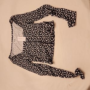 Juniors Pacsun Flower Top Small NWT